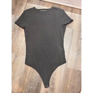 Women's Abercrombie & Fitch Black Short Sleeve Bodysuit Size L